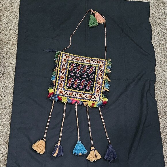 Vintage Boho Tapestry Rug Tassel Bag - Picture 1 of 6